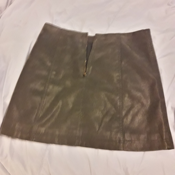NWT Mini Skirt Faux Suede Leather Vinyl Zipper L - Picture 4 of 14